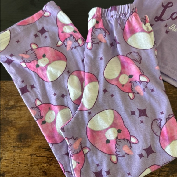 EUC. Squishmallows Pajamas Set, Size 8 - Picture 2 of 8